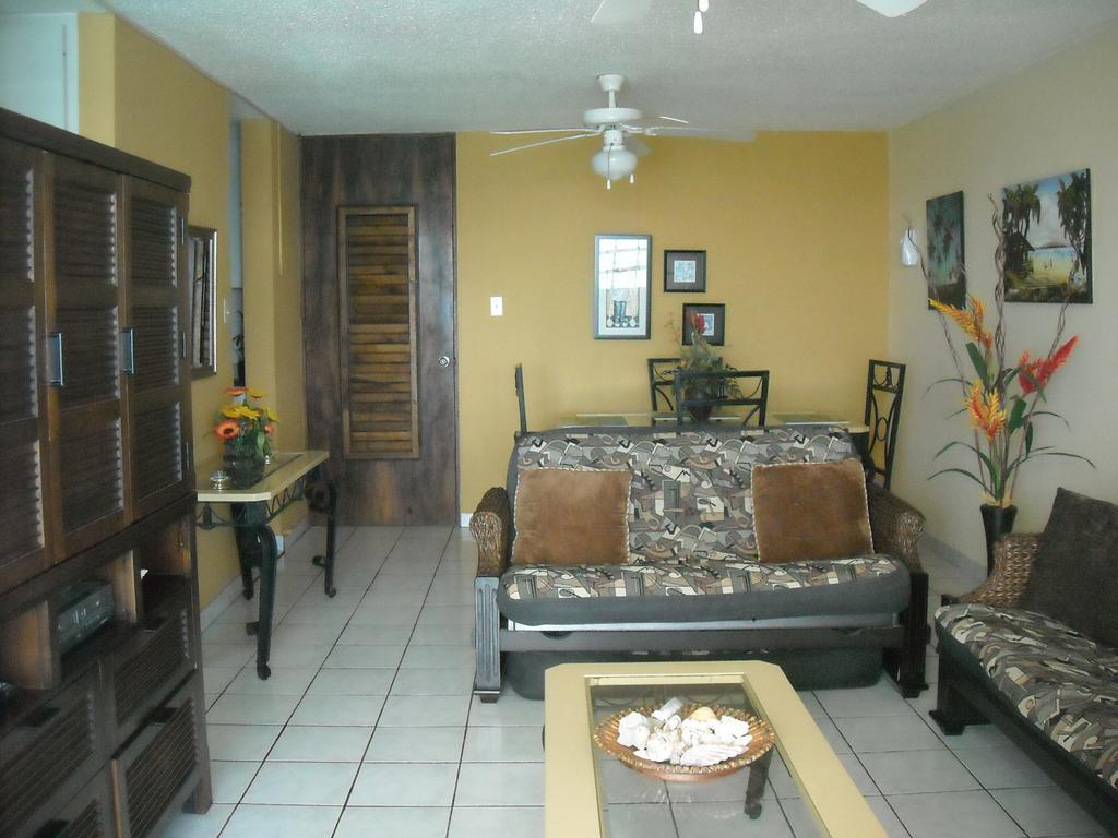 Ocean Front Apartment Luquillo Zewnętrze zdjęcie